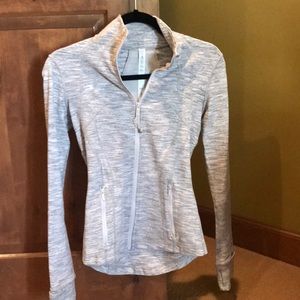Very cute Lululemon jacket!